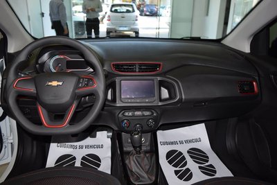 interior onix.jpg