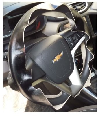 20170305_075424.jpg (168.44 KiB) Visto 2238 veces con un retazo de cuero de 15 cm de ancho x 1,10 de largo mas hilo de nyloneso es suficiente