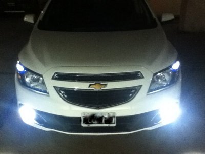 Torres Led en posicion<br />Xenon HID 6000  en faros antinieblas